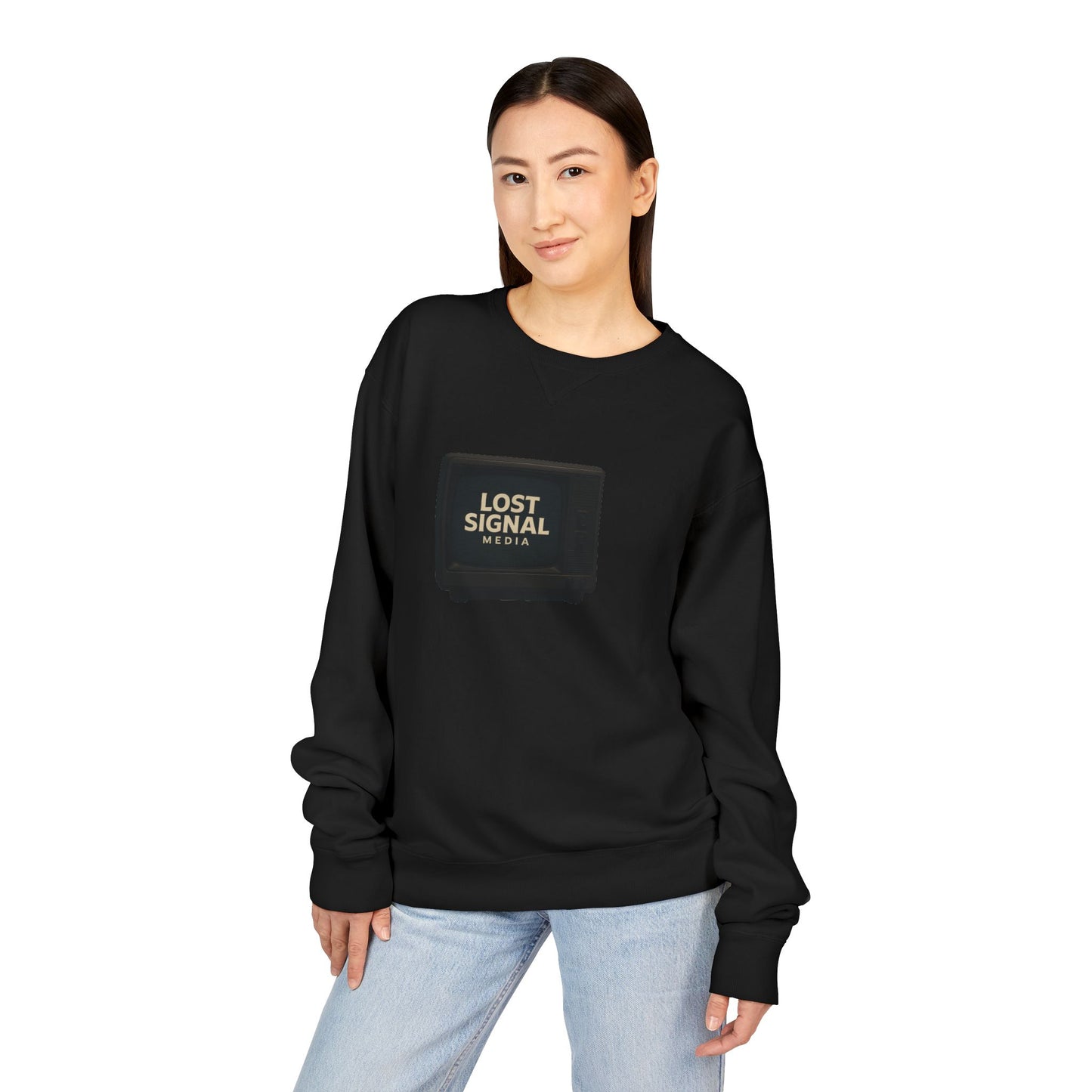 Causal Vintage Crewneck Sweatshirt with Lost Signal Media Design - Cozy Gift for Creatives, Perfect for Fall Wear, Unisex Comfy Style, [...]